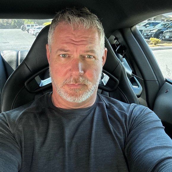 Meet your Posher, Brad - Picture 3 of 4